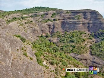 Monumentales paredes de conglomerados | ® UTM Desarrollos