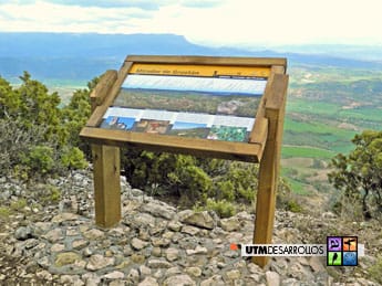 Señalización del sendero (mirador de Grustán) | ® UTM Desarrollos