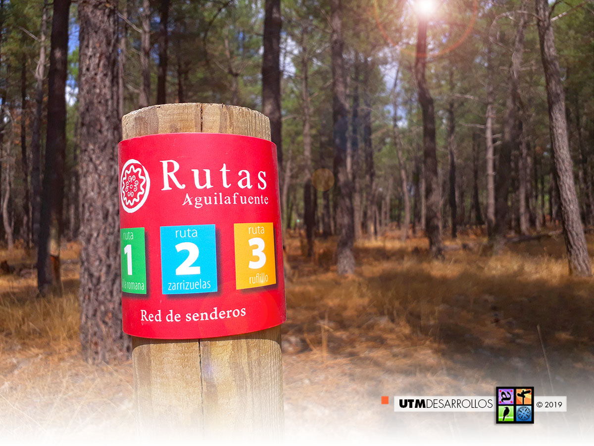 Señalización del sendero  (baliza rotulada) | ® UTM Desarrollos