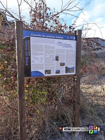 Panel interpretativo de la geología | ® UTM Desarrollos