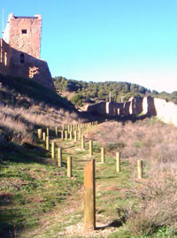 Señalización | Adecuación del sendero en el castillo. © UTM Desarrollos